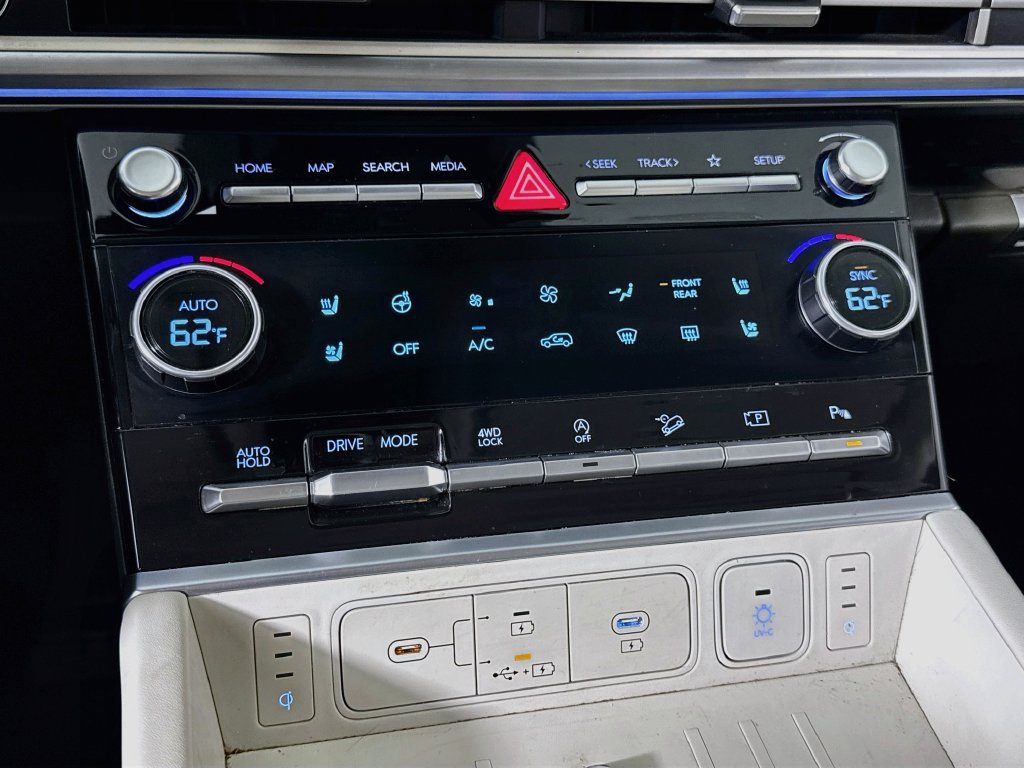 Used 2024 Hyundai Santa Fe Calligraphy AWD/4WD image 16