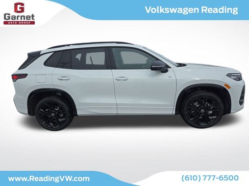 New 2026 Volkswagen Tiguan SE R-Line image 6