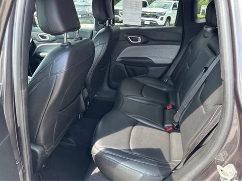 Used 2024 Jeep Compass Latitude AWD/4WD image 10