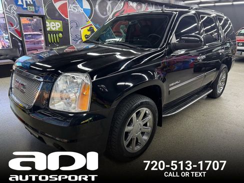 Used 2014 GMC Yukon Denali image 1