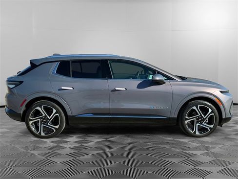 New 2026 Chevrolet Equinox EV LT w/ Convenience Package II image 2