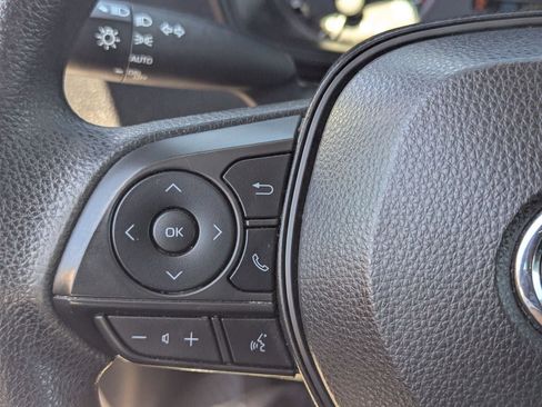 Used 2023 Toyota Corolla LE image 28