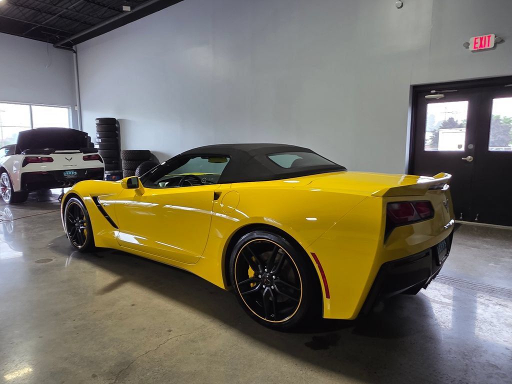Used 2019 Chevrolet Corvette Stingray Convertible Z51 2LT RWD image 6