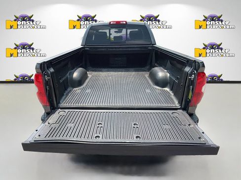 Used 2018 Toyota Tundra SR5 AWD/4WD image 28