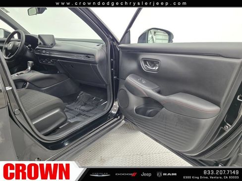 Used 2025 Honda HR-V Sport image 13