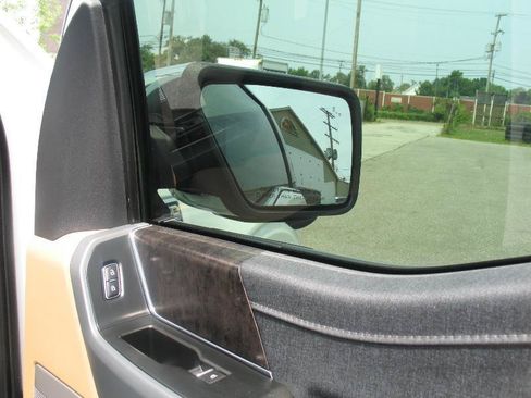 Used 2022 Ford F150 Lariat w/ Equipment Group 502A High AWD/4WD image 61