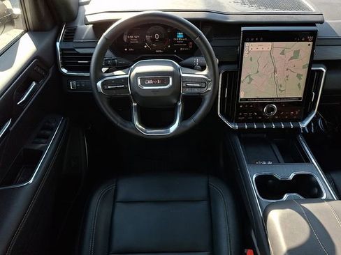 Certified 2024 GMC Acadia Elevation image 11