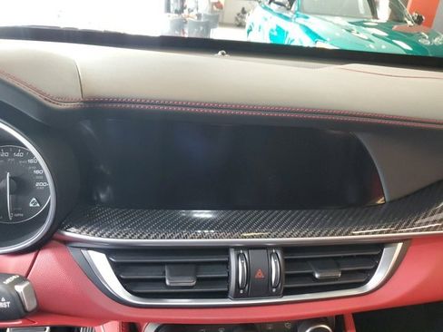 Used 2018 Alfa Romeo Stelvio Quadrifoglio w/ Driver Assist Dynamic Package image 22