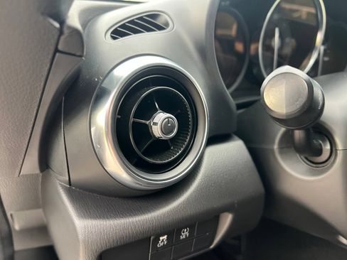 Used 2018 FIAT 124 Spider Classica w/ Technology Group RWD image 27