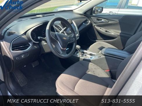 Used 2024 Chevrolet Malibu LT image 5