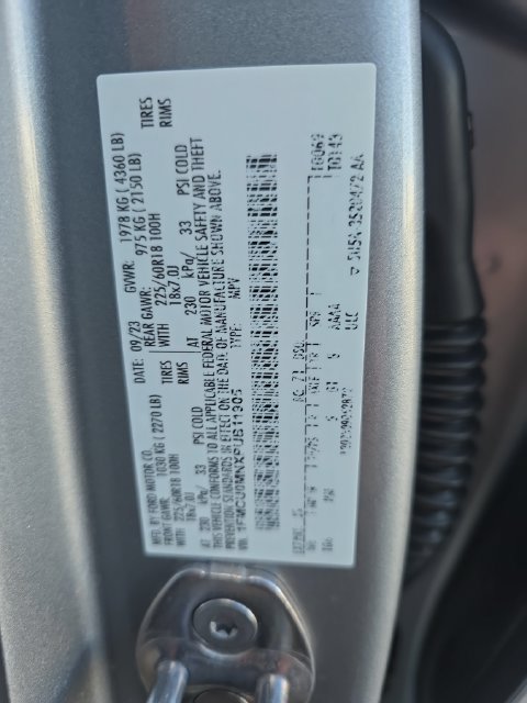 Used 2023 Ford Escape ST-Line w/ Tech Pack #1 FWD image 9