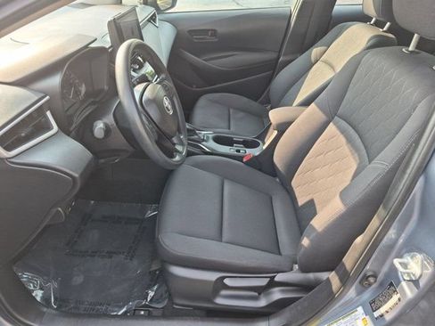 Certified 2025 Toyota Corolla LE FWD image 8