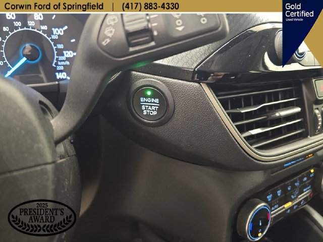Certified 2022 Ford Escape SEL w/ SEL Stealth AWD Package image 30
