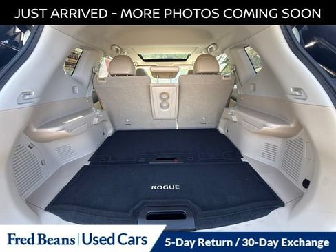 Certified 2018 Nissan Rogue SL w/ Premium Package AWD/4WD image 11