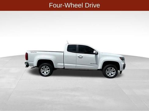Used 2021 Chevrolet Colorado LT w/ Fleet Safety Package AWD/4WD image 8