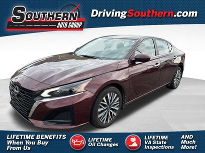 Used 2024 Nissan Altima 2.5 SV w/ SV Premium Package