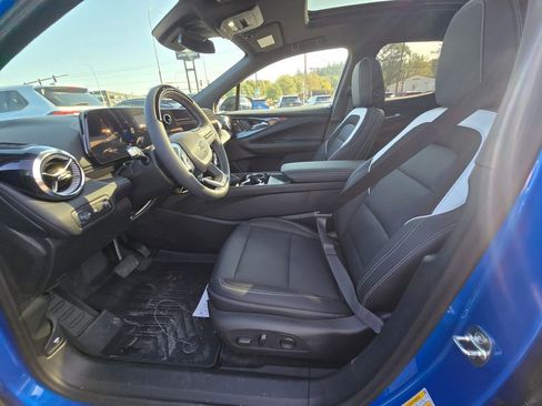 New 2025 Chevrolet Blazer EV LT w/ Super Cruise Package image 8