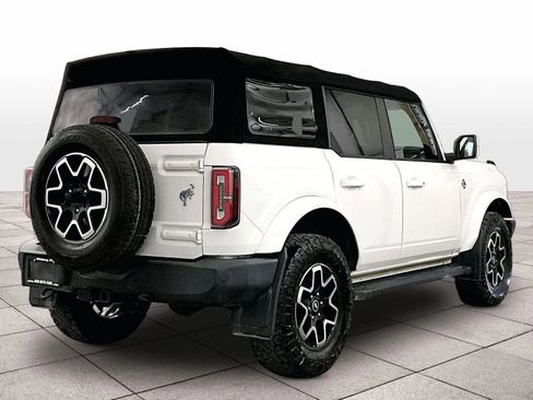 Used 2021 Ford Bronco Outer Banks AWD/4WD image 11