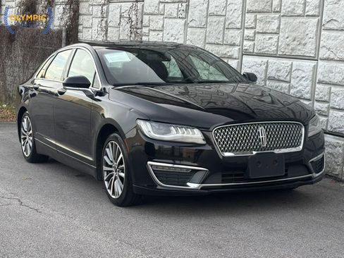 Used 2017 Lincoln MKZ Premiere image 3