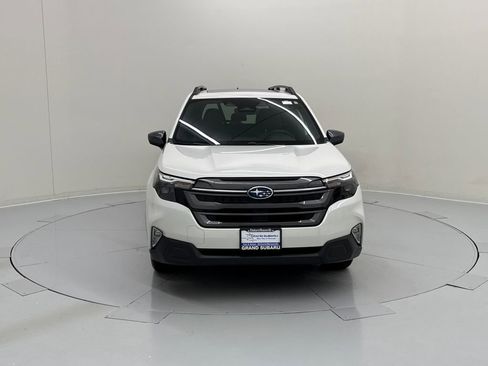 Used 2026 Subaru Forester Premium AWD/4WD image 8