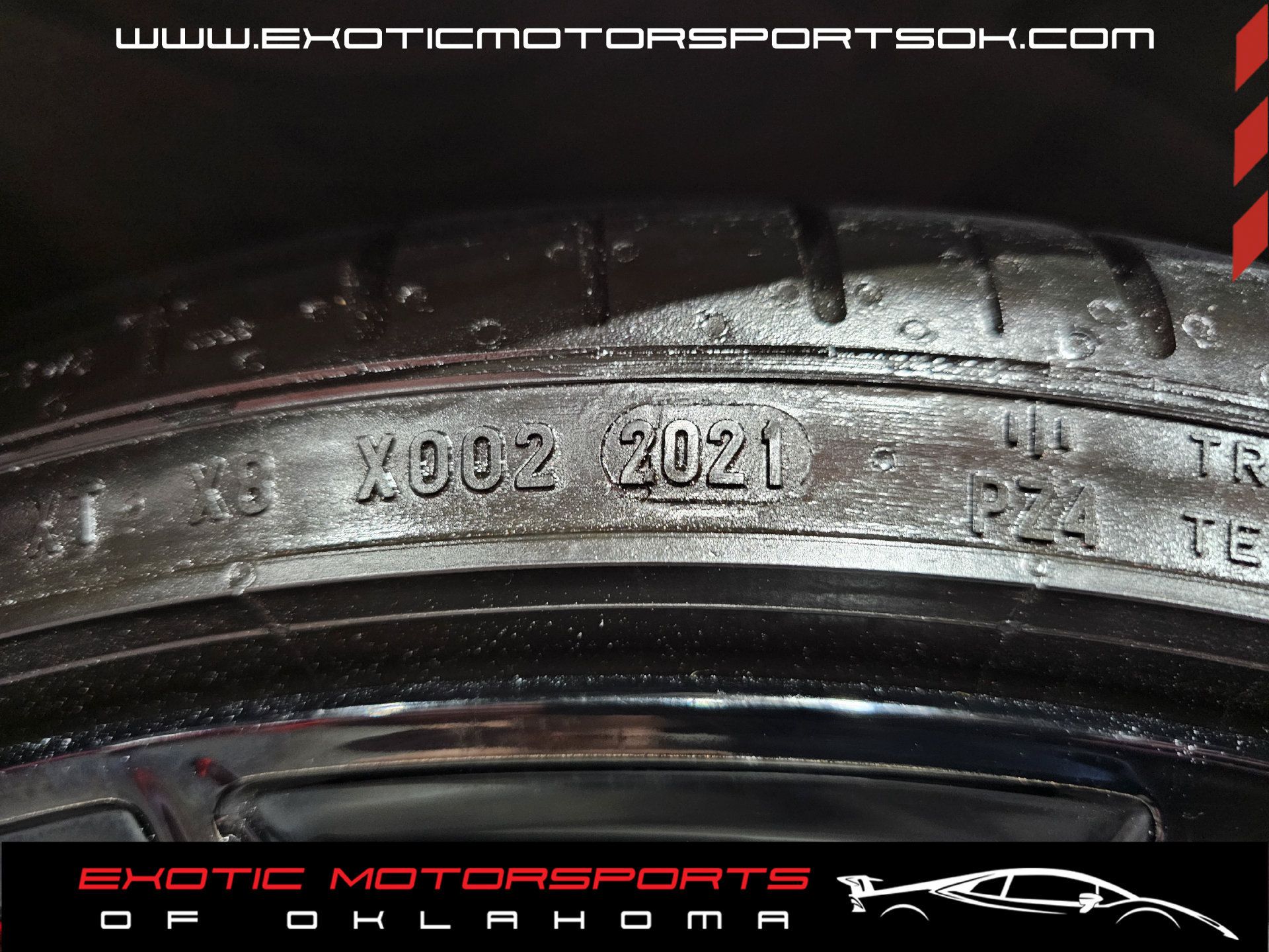 Used 2017 Audi R8 V10 w/ Carbon Exterior Package AWD/4WD image 42
