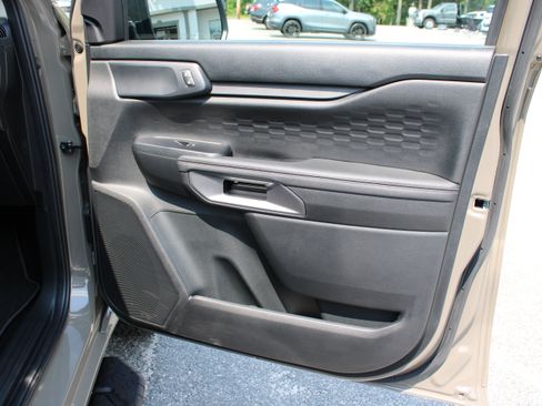 Used 2025 Ford Ranger XLT w/ Equipment Group 301A High RWD image 16