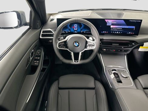 New 2026 BMW 330i Sedan w/ M Sport Package image 23