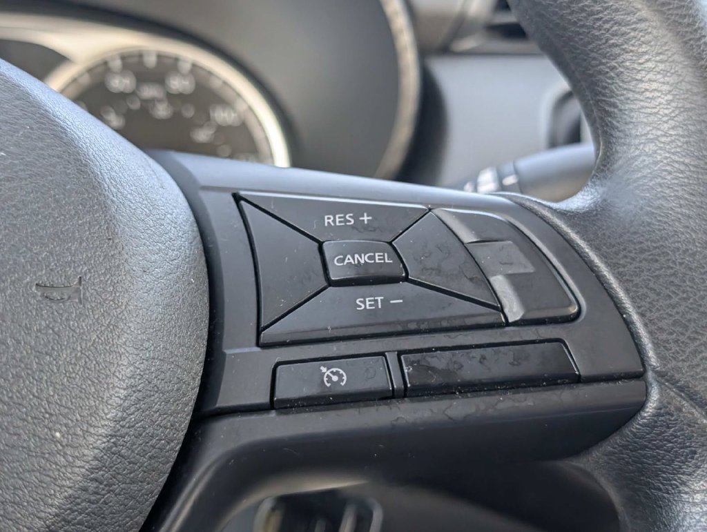 Used 2025 Nissan Versa S FWD image 24