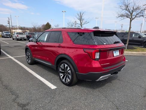 New 2026 Ford Explorer Platinum image 3