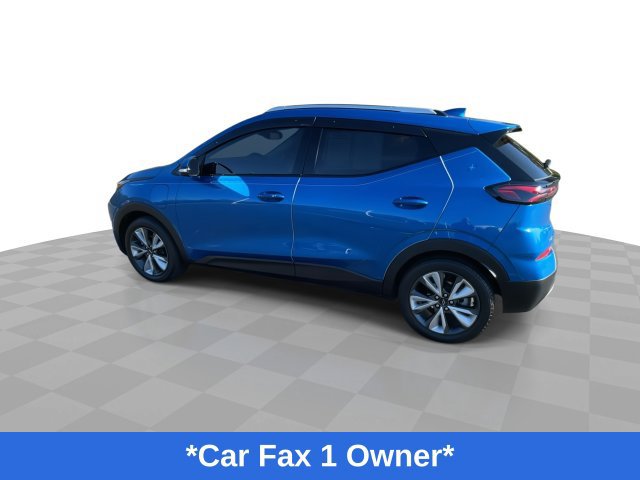 Used 2023 Chevrolet Bolt EUV LT w/ Convenience Package FWD image 7