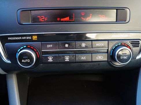 Certified 2016 Kia Optima EX image 26