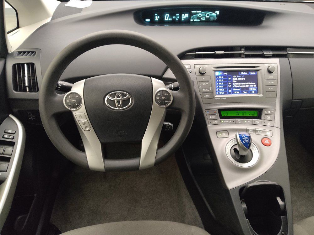 Used 2015 Toyota Prius Three FWD image 22