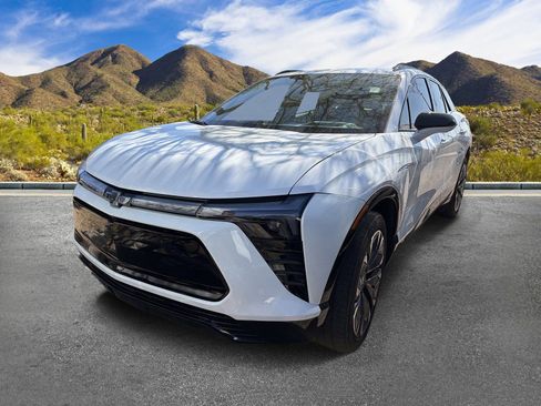 Used 2024 Chevrolet Blazer EV RS AWD/4WD image 13