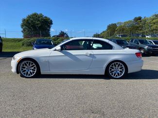 Used 2009 BMW 328i Convertible w/ Sport Pkg video 2