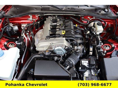 Used 2017 MAZDA MX-5 Miata RF Grand Touring image 28