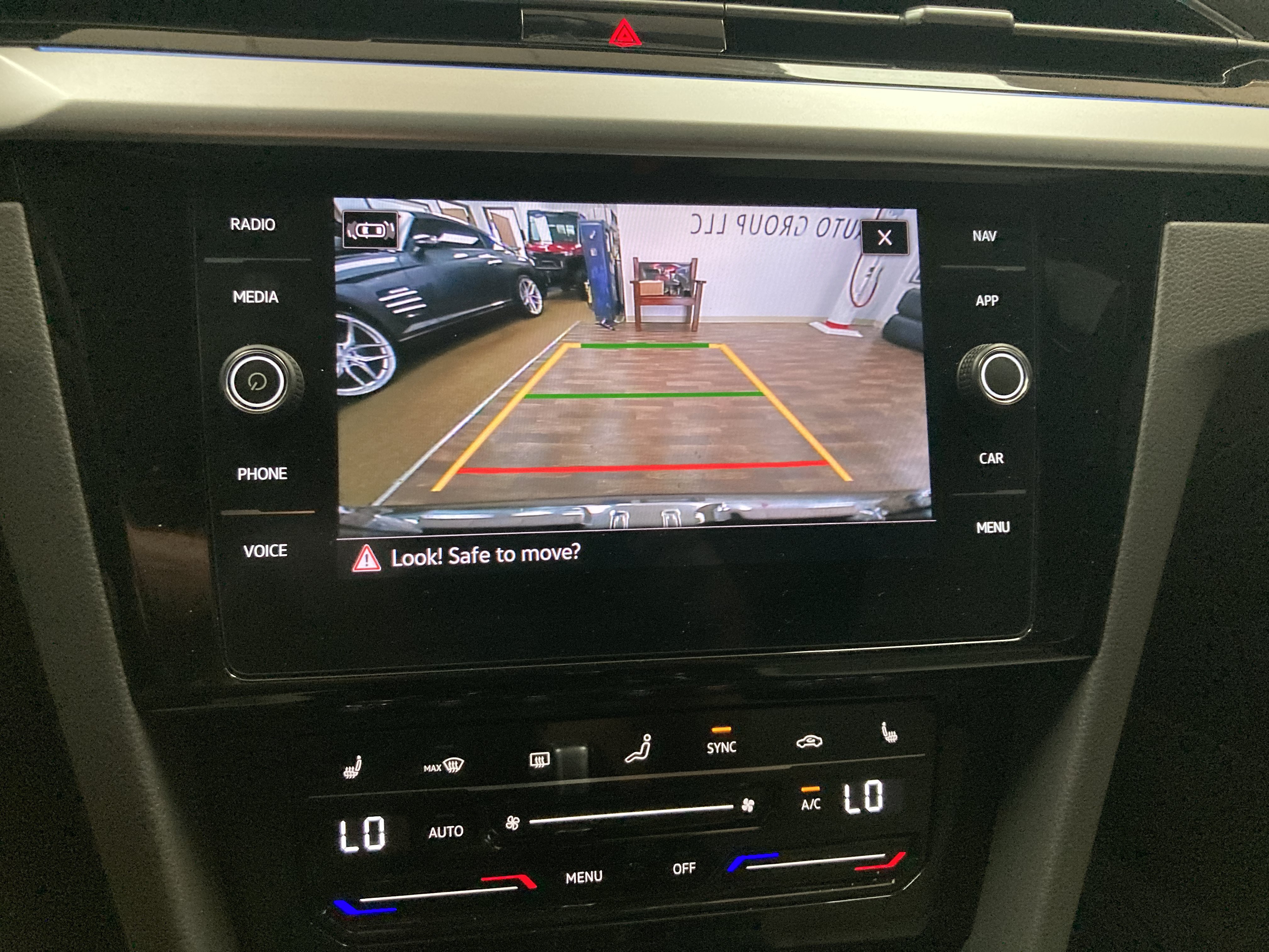Used 2021 Volkswagen Arteon SEL FWD image 24