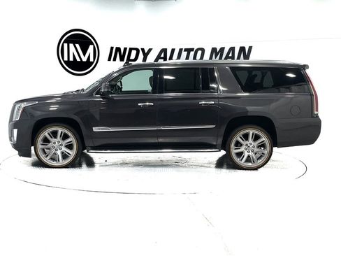 Used 2016 Cadillac Escalade ESV Luxury image 7