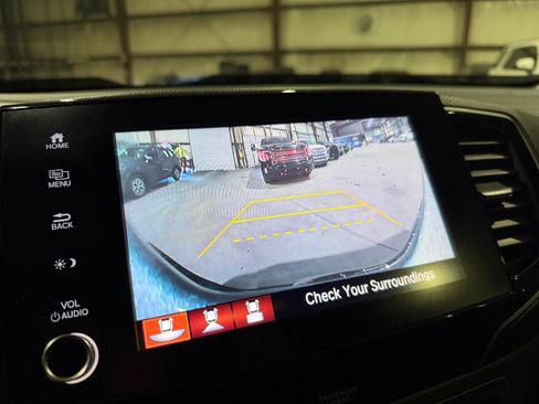 Used 2023 Honda Ridgeline Sport image 31