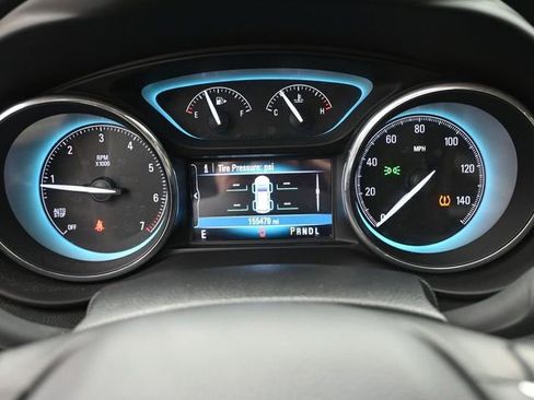 Used 2017 Buick Envision Essence image 16