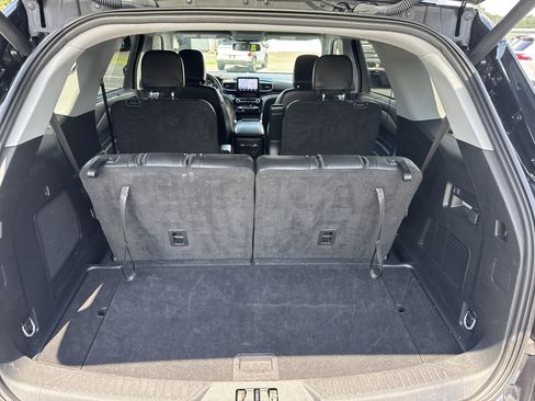 Used 2024 Ford Explorer Limited RWD image 28