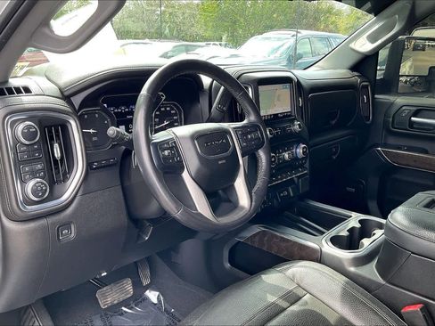 Certified 2022 GMC Sierra 3500 Denali w/ Denali Ultimate Package image 14