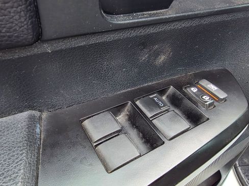 Used 2017 Toyota Tundra SR5 w/ SR5 Upgrade Package image 10