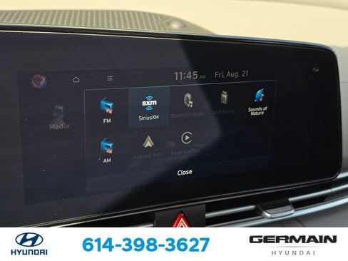 Used 2024 Hyundai Elantra SEL FWD image 30