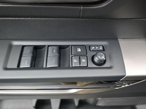 New 2026 Toyota Tundra Limited AWD/4WD image 10