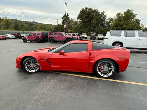 Used 2007 Chevrolet Corvette Z06 w/ Preferred Equipment Group image 6