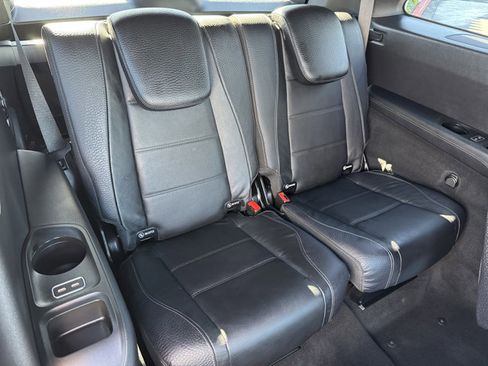 New 2026 Mercedes-Benz GLS 450 4MATIC image 6