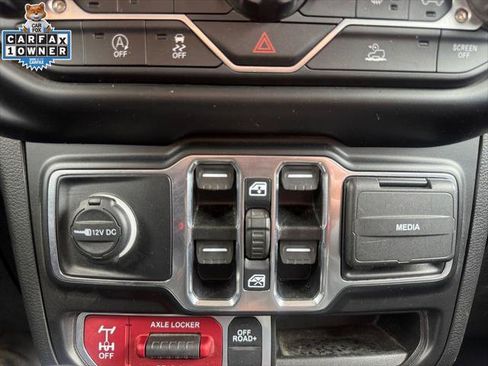 Certified 2022 Jeep Gladiator Mojave w/ LED Lighting Group AWD/4WD image 28