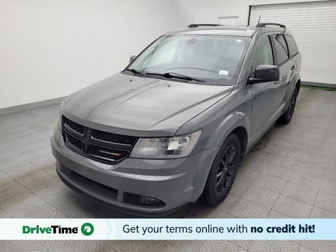Used 2020 Dodge Journey SE w/ Blacktop Package image 1
