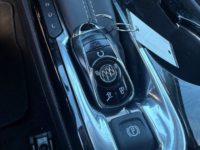 Used 2025 Buick Encore GX Preferred FWD image 12