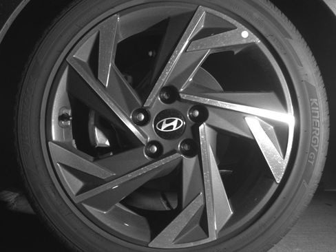 Used 2025 Hyundai Elantra SEL FWD image 12